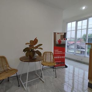 Reddoorz Near Rita Super Mall Purwokerto